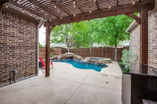 13659 Thornton Dr, Frisco, TX 75035 - Photo 33