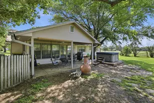 107 Quail Lake Dr W, Whitney, TX 76692 - Photo 33