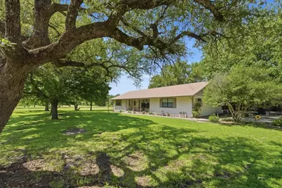 107 Quail Lake Drive W, Whitney, TX 76692 - Photo 19