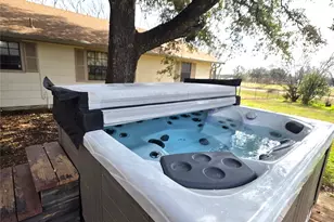 107 Quail Lake Dr W, Whitney, TX 76692 - Photo 21