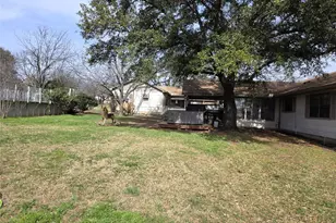 107 Quail Lake Dr W, Whitney, TX 76692 - Photo 23