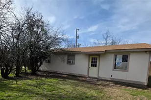 107 Quail Lake Dr W, Whitney, TX 76692 - Photo 19