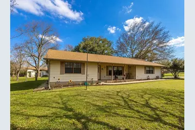 107 Quail Lake Drive W, Whitney, TX 76692 - Photo 3