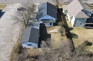 1601 S Travis St, Sherman, TX 75090 - Photo 23