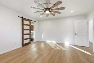 1404 Storm Ct E, Bedford, TX 76022 - Photo 17