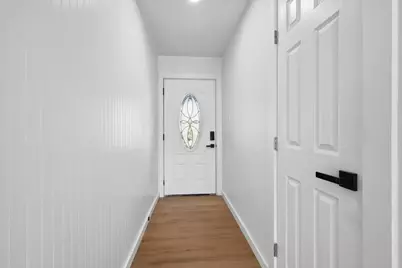 1404 Storm Court E, Bedford, TX 76022 - Photo 3