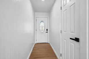 1404 Storm Ct E, Bedford, TX 76022 - Photo 3