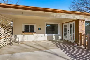 1404 Storm Ct E, Bedford, TX 76022 - Photo 31