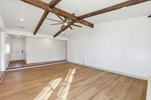 1404 Storm Ct E, Bedford, TX 76022 - Photo 7