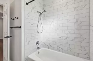 1404 Storm Ct E, Bedford, TX 76022 - Photo 27