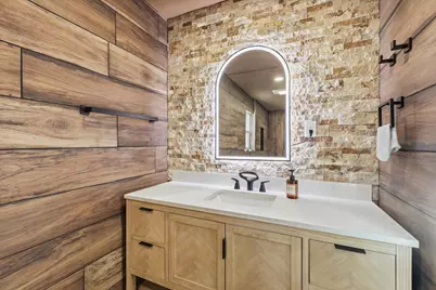 1404 Storm Court E, Bedford, TX 76022 - Photo 21