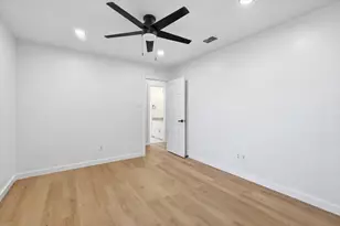 1404 Storm Ct E, Bedford, TX 76022 - Photo 25