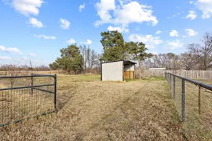 1223 Yowell Rd, Whitesboro, TX 76273 - Photo 25