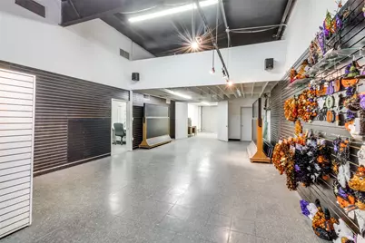 4906 Don Drive, Dallas, TX 75247 - Photo 13