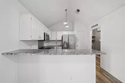 6200 Avanti Drive, Arlington, TX 76001 - Photo 9