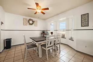 411 N Willie Nelson Rd, Abbott, TX 76621 - Photo 5