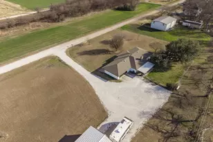 411 N Willie Nelson Rd, Abbott, TX 76621 - Photo 35