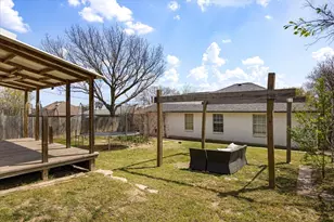 1709 W Doyle St, Granbury, TX 76048 - Photo 33