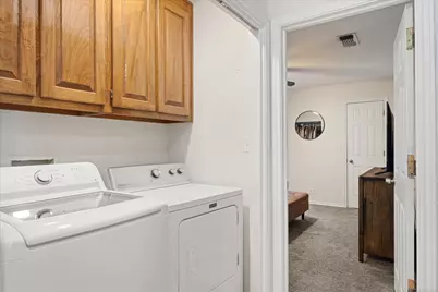 1709 W Doyle Street, Granbury, TX 76048 - Photo 29