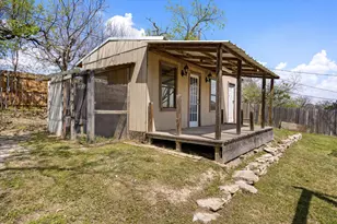 1709 W Doyle St, Granbury, TX 76048 - Photo 35