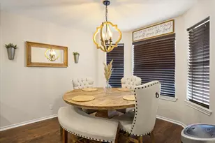1709 W Doyle St, Granbury, TX 76048 - Photo 11