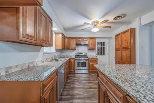 310 S Grove Rd, Richardson, TX 75081 - Photo 7