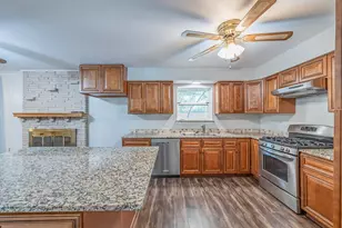 310 S Grove Rd, Richardson, TX 75081 - Photo 9