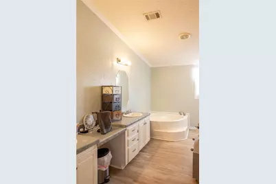 593 Chisholm Hills Drive, New Fairview, TX 76078 - Photo 17