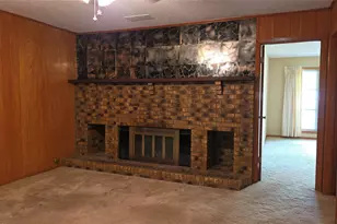 3107 Eastland Ave, Greenville, TX 75402 - Photo 3