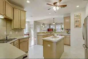 120 Stonecreek Dr, Irving, TX 75063 - Photo 3