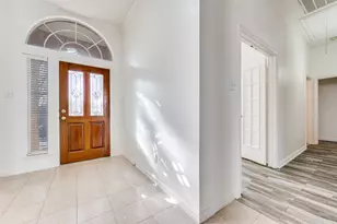 9611 Cliffside Dr, Irving, TX 75063 - Photo 3