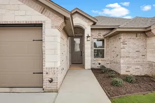 1324 Oleander Dr, Tolar, TX 76476 - Photo 3