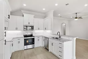 1324 Oleander Dr, Tolar, TX 76476 - Photo 9