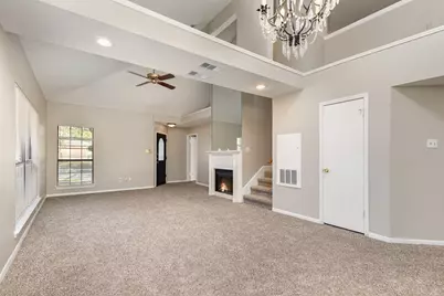 2921 Menlo Park Lane, Carrollton, TX 75007 - Photo 7