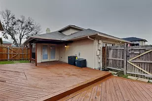 2921 Menlo Park Ln, Carrollton, TX 75007 - Photo 19