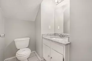 2921 Menlo Park Ln, Carrollton, TX 75007 - Photo 11