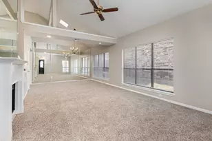 2921 Menlo Park Ln, Carrollton, TX 75007 - Photo 3