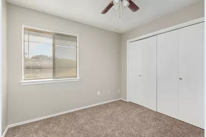 2921 Menlo Park Lane, Carrollton, TX 75007 - Photo 17