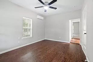 412 Chicago Ave, Fort Worth, TX 76103 - Photo 3