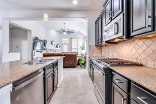 2624 Costa Mesa Dr, Little Elm, TX 75068 - Photo 9