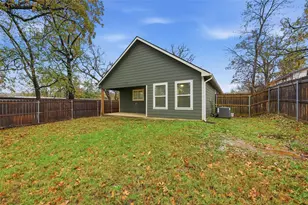 607 E Day St, Denison, TX 75021 - Photo 23