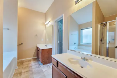 4816 Sapphire Lane, Granbury, TX 76049 - Photo 21