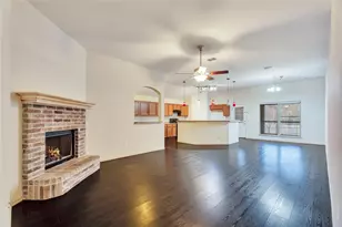 4816 Sapphire Ln, Granbury, TX 76049 - Photo 5