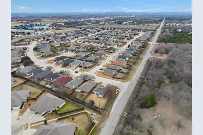 4816 Sapphire Lane, Granbury, TX 76049 - Photo 39