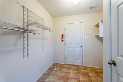 4816 Sapphire Lane, Granbury, TX 76049 - Photo 15