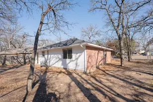 1415 Amity Ln, Dallas, TX 75217 - Photo 15