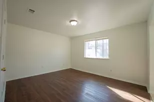 1415 Amity Ln, Dallas, TX 75217 - Photo 11