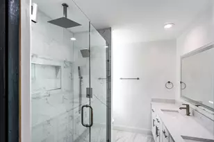 6527 Axton Cir, Dallas, TX 75214 - Photo 15