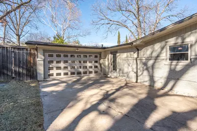 6527 Axton Circle, Dallas, TX 75214 - Photo 25