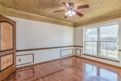 716 Bridget Way, Hurst, TX 76054 - Photo 11